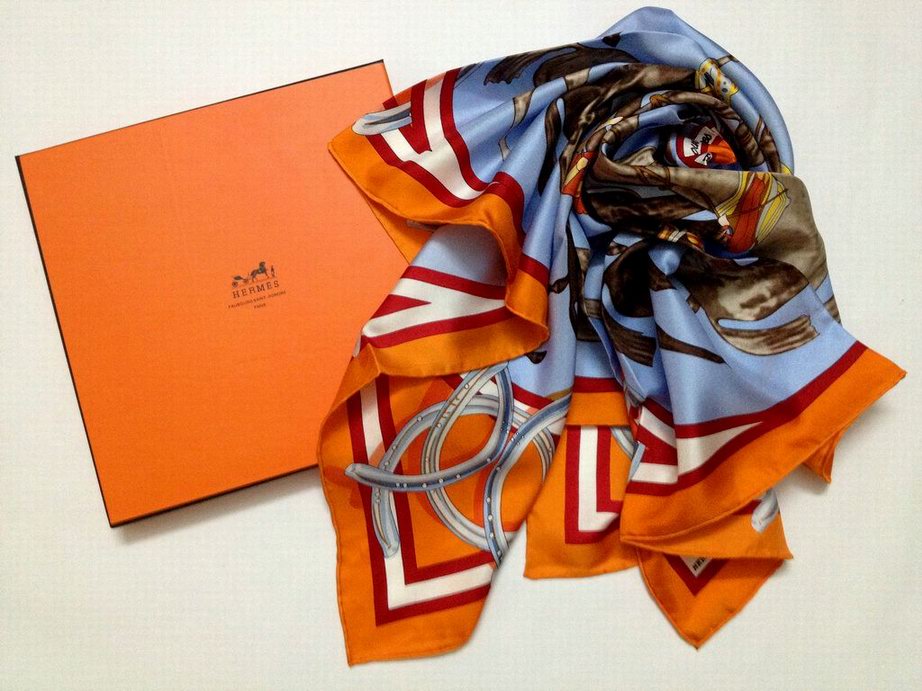 prix foulard hermes neuf